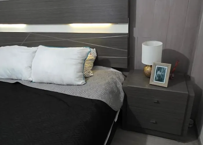 Privada Six Flags, Estadio Azteca Guest house Mexico City